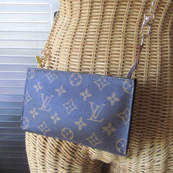 Louis Vuitton Handbags - Louis Vuitton Monogram Pochette Accessories Pouch